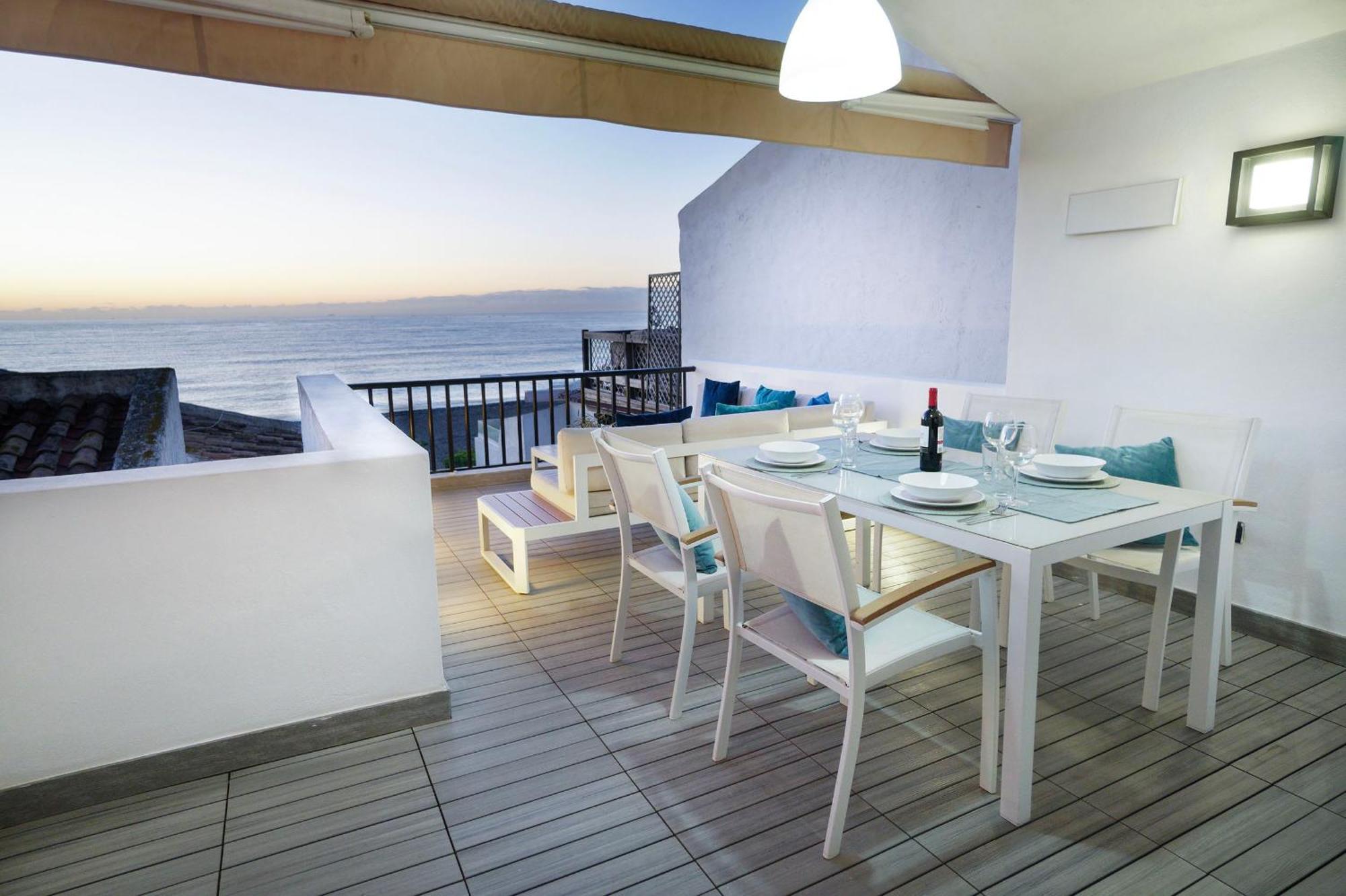 Beachhouse Galore Estepona Luaran gambar